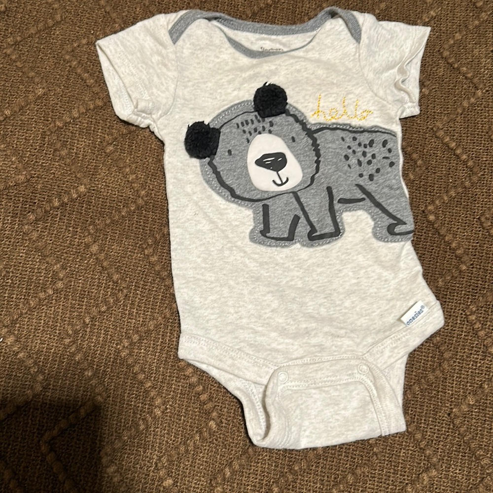 Short sleeve onesie